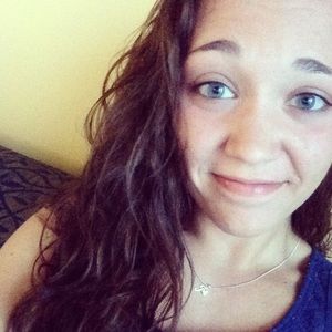 Meet your Posher, Paige